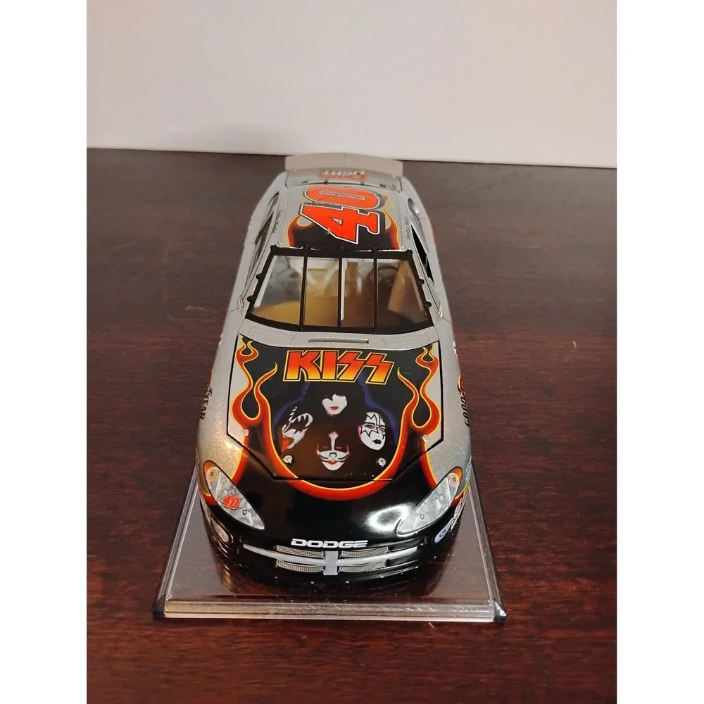 Sterling Marlin #40 Coors Light KISS 2001 Dodge Intrepid 1:24 Action Diecast Car